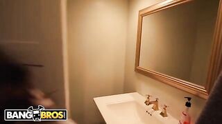 Riley Reid shares her BF with steaming cougar stepmom Janet Mason