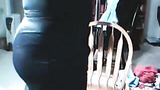 The guy got excited while wearing women's clothes