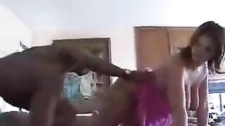 The wife had no plot and surrendered to the guy for a big reason