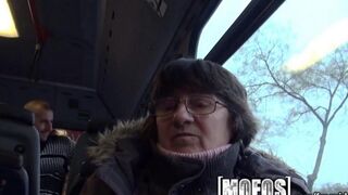 I fucked a stranger on the bus, it was a new experience for me