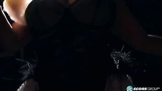 Big Tits Burlesque with Liza Biggs from NC