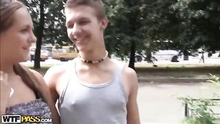 The guy made a successful pussy licking with two girls