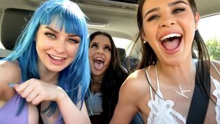 The nimfomaniac girl is having a threesome fun with girlfriends