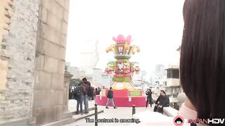 After a breakup, Iku Sakuragi travels to Macao and finds a new lover in HD