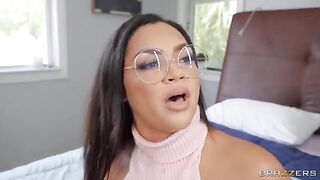 A landlady gets fucked instead of repairing the house