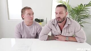 A sexy housewife turned out to be a fake one