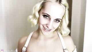 The girl has a great ass and she likes to get fucked hard in doggy style