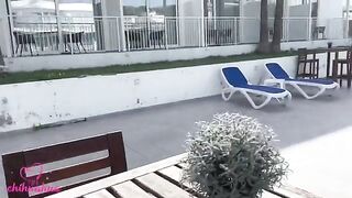 The girl was enticed to have sex by a professional pick-up guy