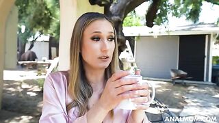 Mature woman wanted to experience anal orgasm, but she failed