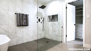 My main weapon is my pussy! - Doggystyle action with a hot MILF