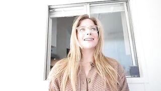 Babe Jess Cromwell sucks the dick of her partner under the table and gets a huge load of cum on her face