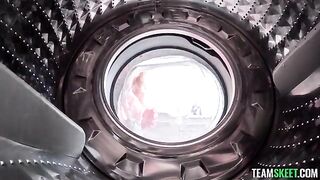 A hot blondie got vibrations from the washing machine