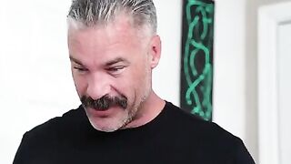 The mouth of the truce - a stunning blonde performs an intense blowjob in HD