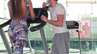 I hooked the hottest chick from the gym