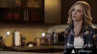 An investigator takes a break from her case to enjoy a passionate encounter with her girlfriend