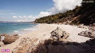 Beach sex with the sexy Reislin, whose perfect body drives men wild