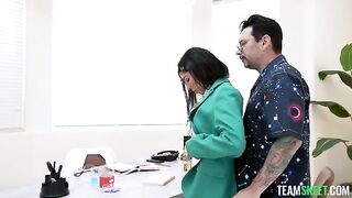 A girl gets a special treatment for her anal cancer. A very interesting video!