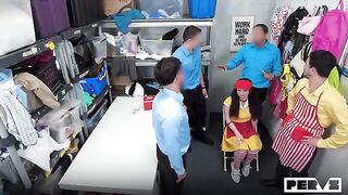 No, there aren't too few vibrators! A group gets their cum soaked with pleasure