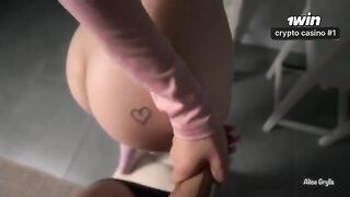 The guy made the girl cum with a powerful squirt