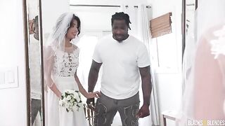 The bride chose her groom by the size of his dick