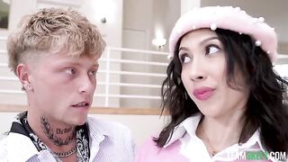 You can also have gentle sex, as this hot brunette shows in stunning HD