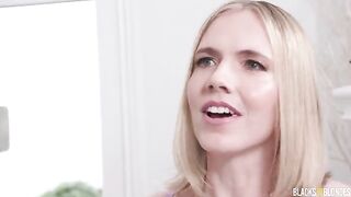Bald hungs fucked her in her holes and made her cum