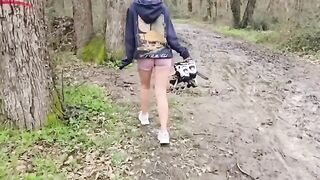 A girl moaned loudly in the forest, getting fucked riskily