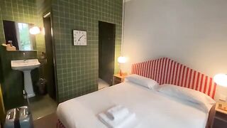 Fingers in the pussy, thoughts on the disk - a steamy solo vlog