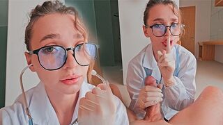 The nurse got distracted while giving a blowjob, it wasn’t nice