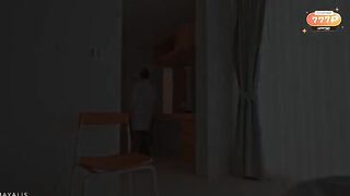 The nurse got distracted while giving a blowjob, it wasn’t nice