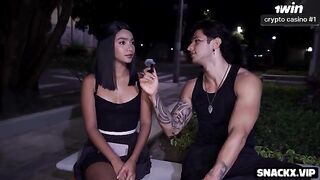 The best pick up lines worked on the Colombian girl