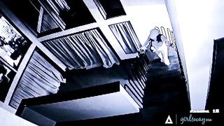 Angela White rough fucked the thief in hardcore scissoring